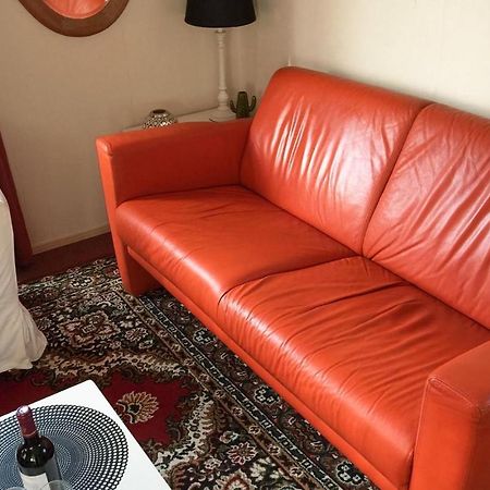 2 Bedroom Awesome Home In Tzummarum Luaran gambar